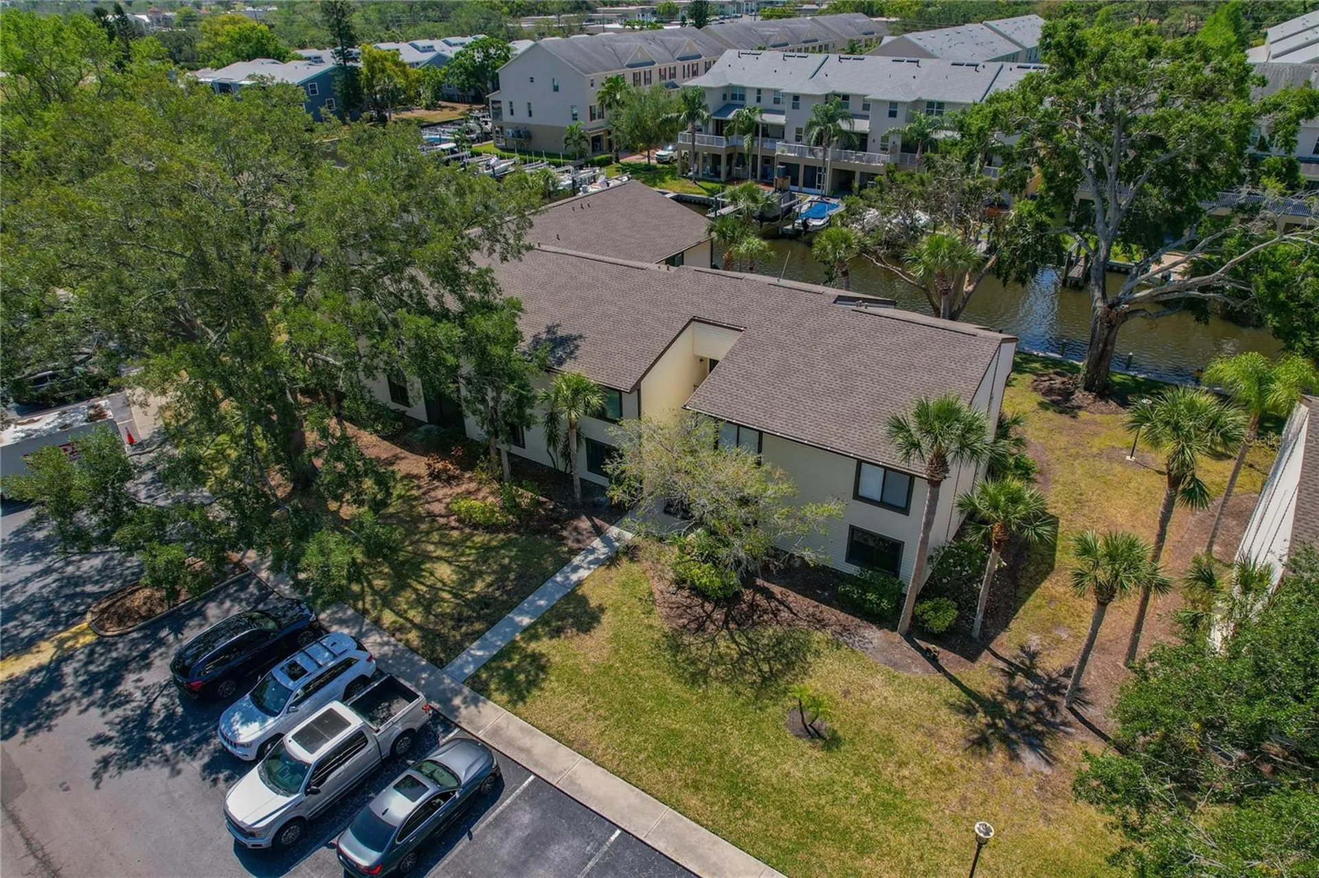 340 Moorings Cove Drive Tarpon Springs FL 34689