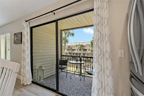 340 Moorings Cove Drive Tarpon Springs FL 34689