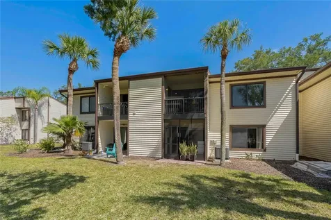 340 Moorings Cove Drive Tarpon Springs FL 34689