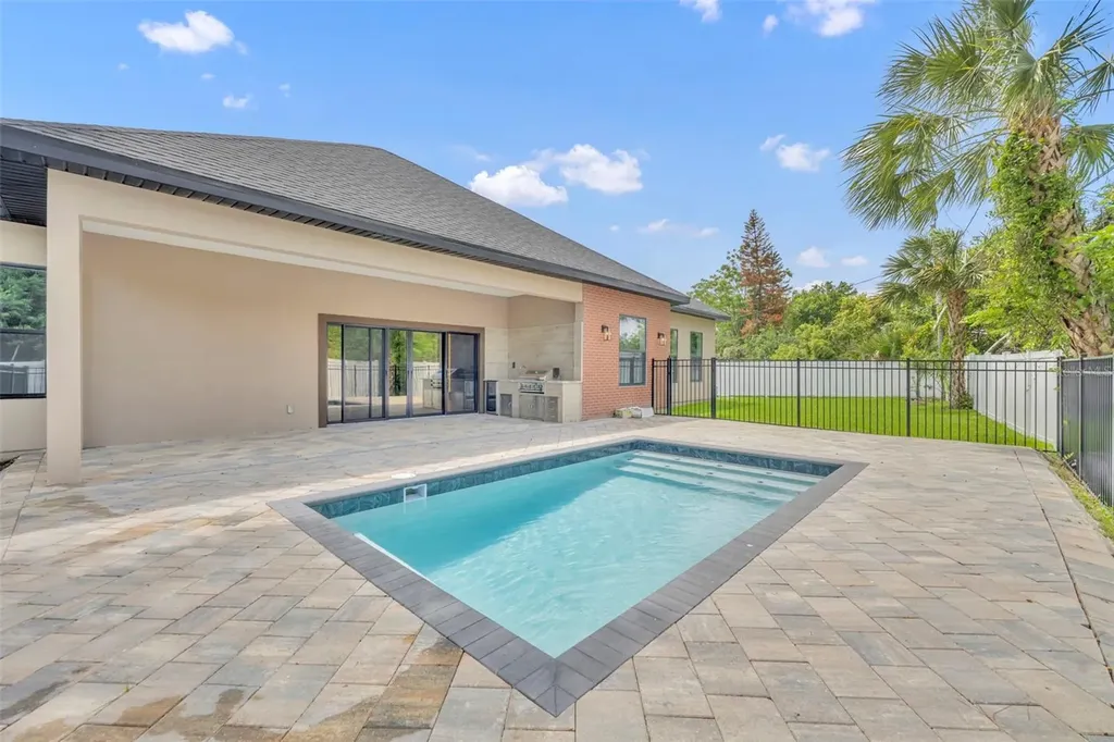 102 Bell Place Winter Park FL 32792