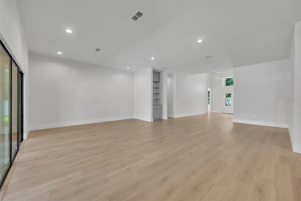 102 Bell Place Winter Park FL 32792