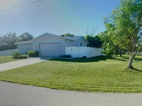 323 Dolphin Parkway Punta Gorda FL 33950