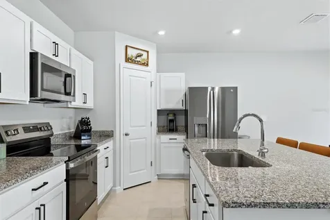 806 170th Court E Bradenton FL 34212