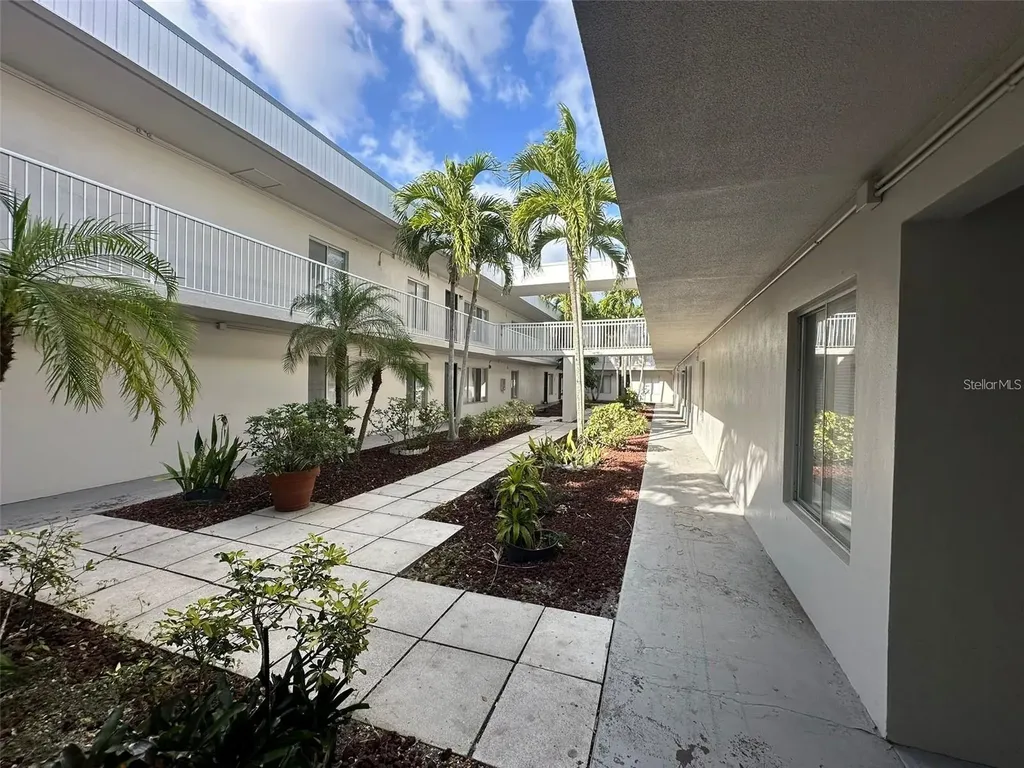 1830 Maravilla Avenue Fort Myers FL 33901