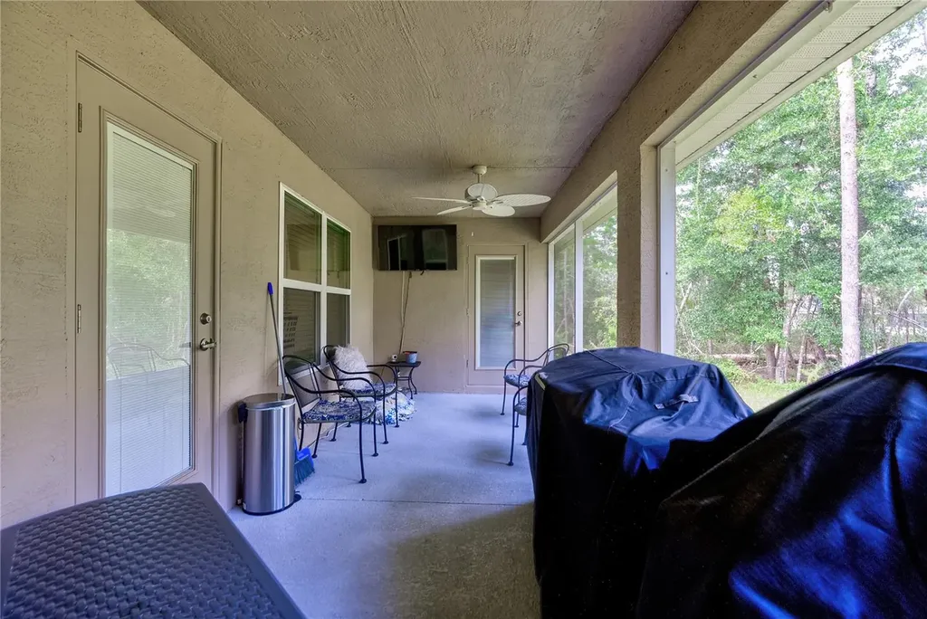 71 Bells Of Ireland Court Homosassa FL 34446