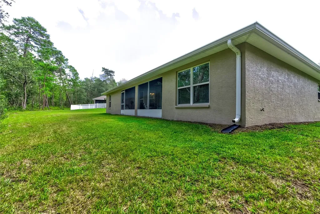 71 Bells Of Ireland Court Homosassa FL 34446