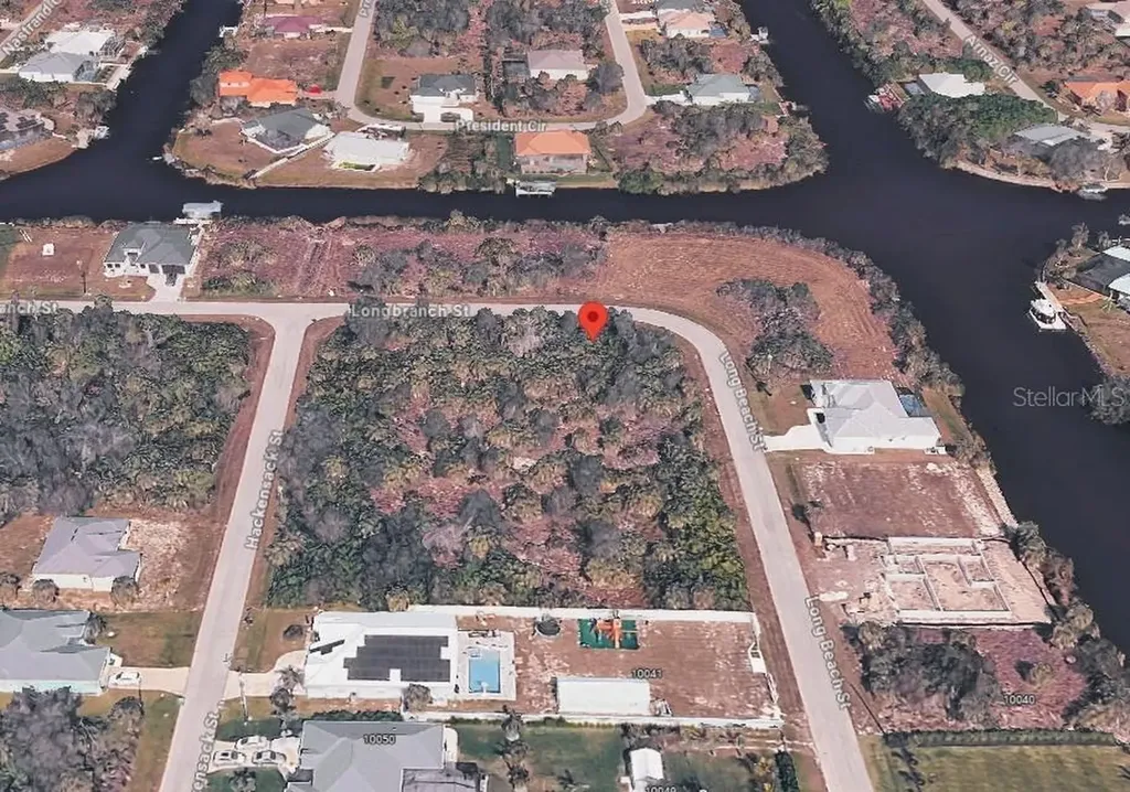 10005 Long Beach Street Port Charlotte FL 33981
