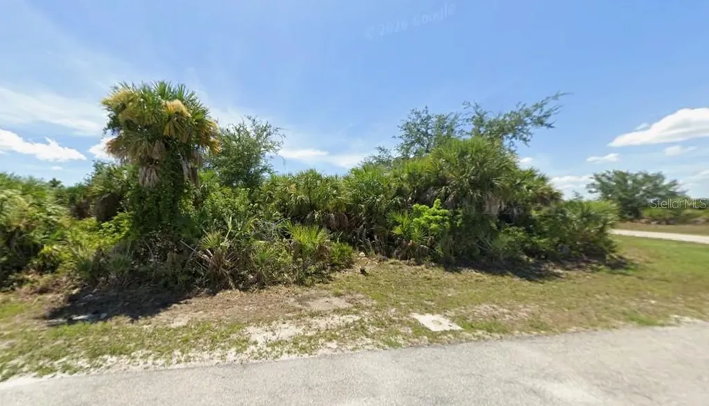 10005 Long Beach Street Port Charlotte FL 33981