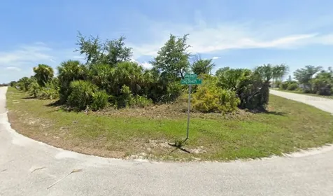 10005 Long Beach Street Port Charlotte FL 33981