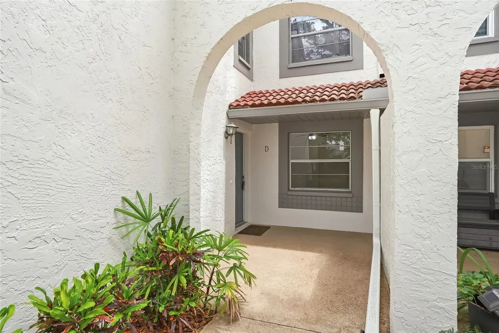 500 Santa Cruz Place NE St Petersburg FL 33703