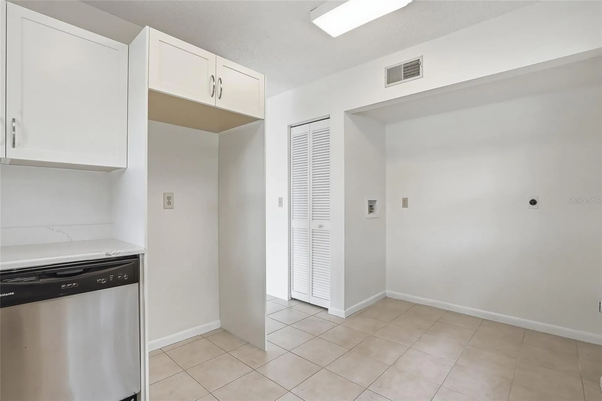 500 Santa Cruz Place NE St Petersburg FL 33703