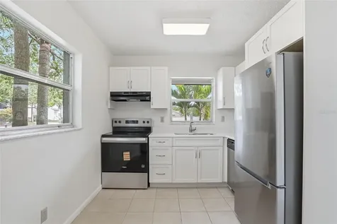 500 Santa Cruz Place NE St Petersburg FL 33703