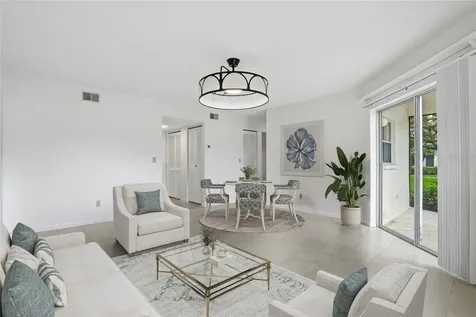 500 Santa Cruz Place NE St Petersburg FL 33703