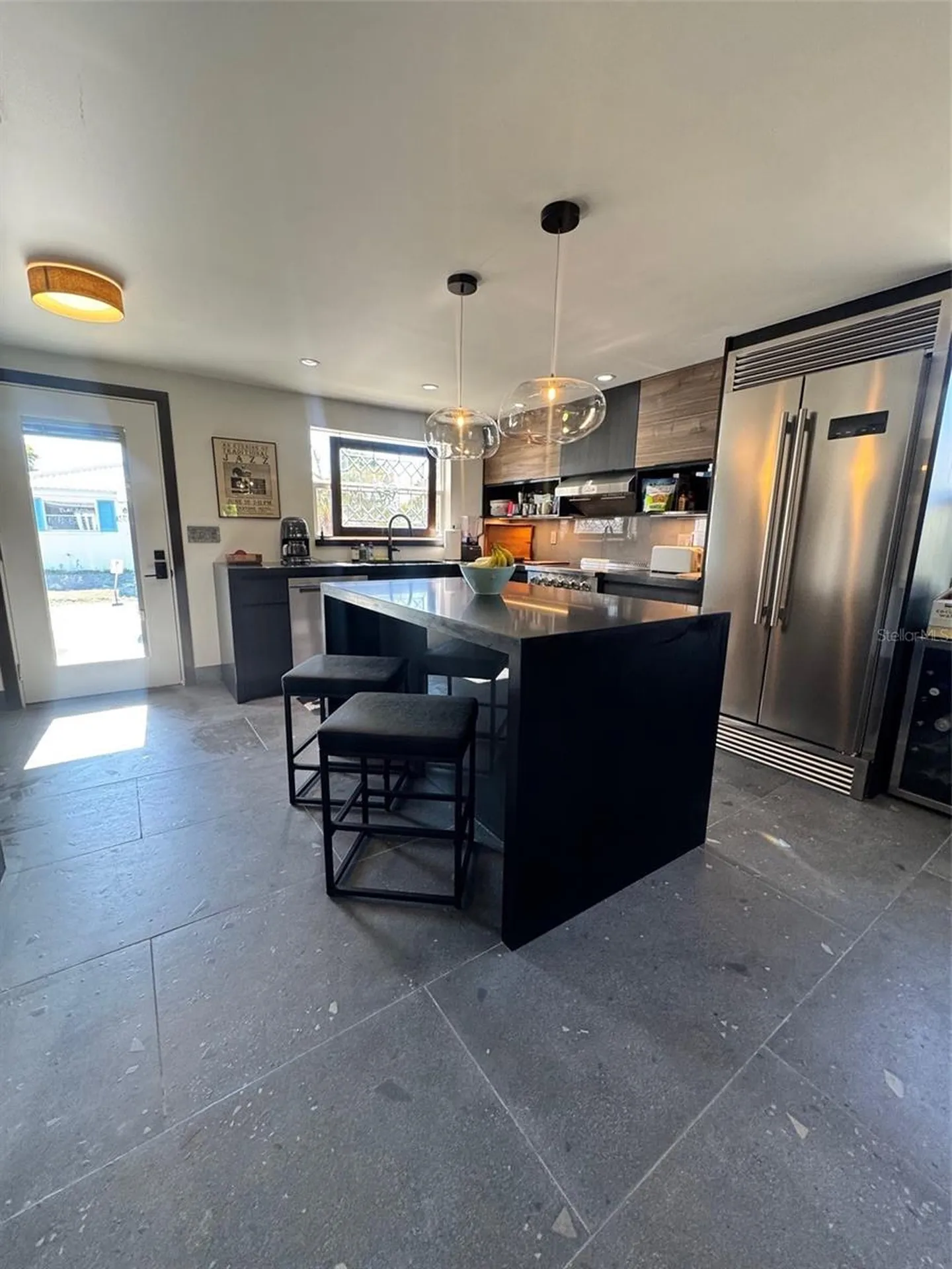 541 Spanish Drive N Longboat Key FL 34228
