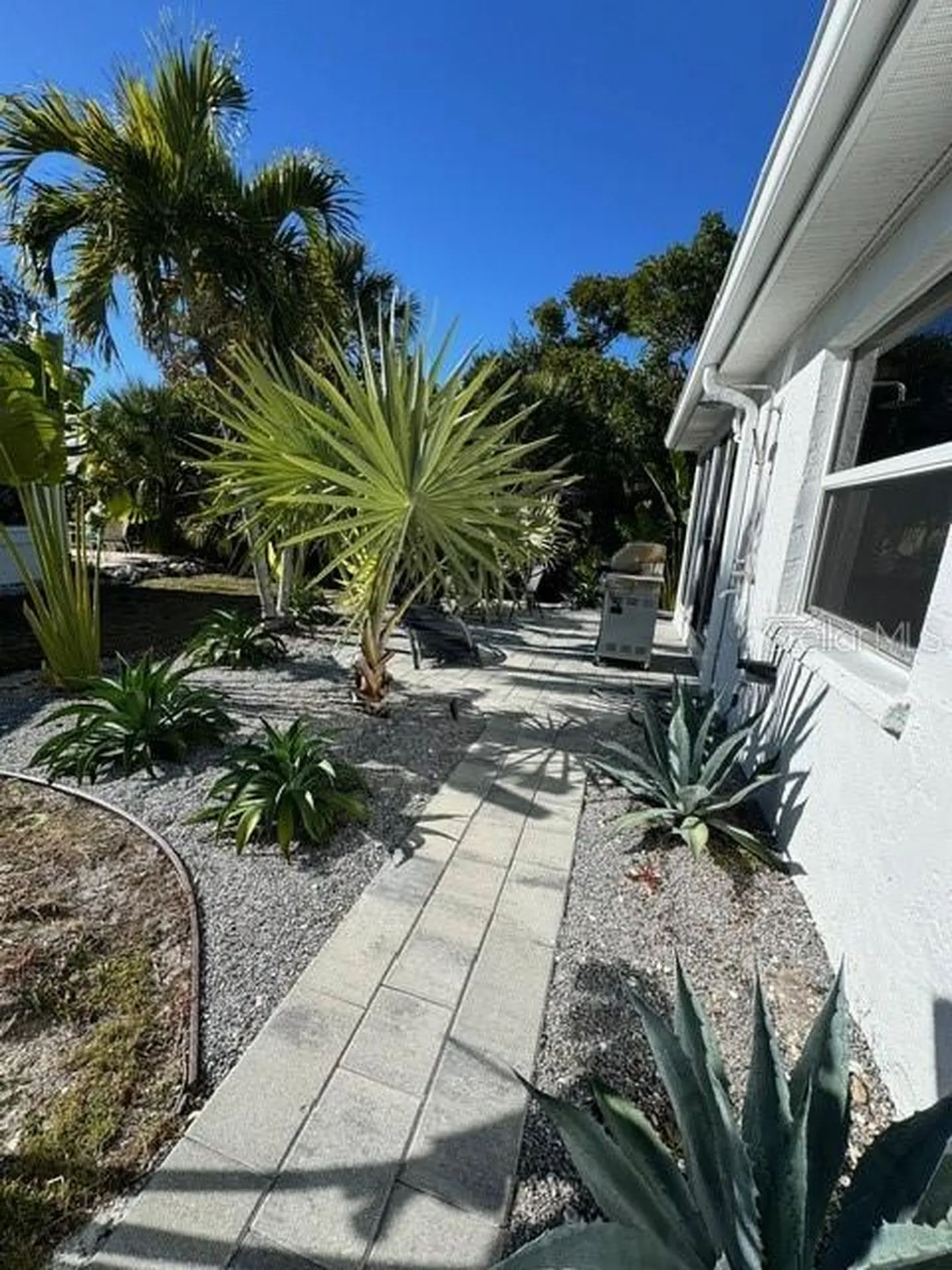 541 Spanish Drive N Longboat Key FL 34228