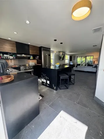 541 Spanish Drive N Longboat Key FL 34228