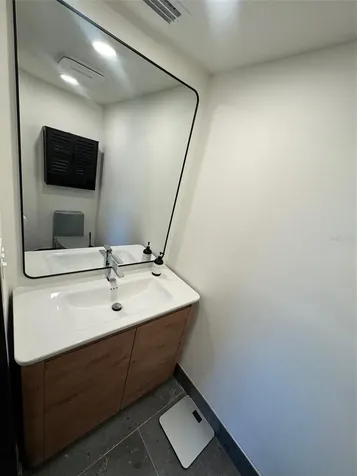 541 Spanish Drive N Longboat Key FL 34228