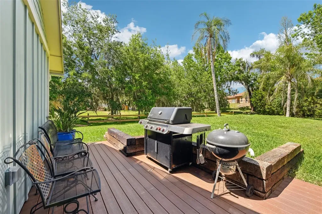 2695 Holiday Woods Drive Kissimmee FL 34744
