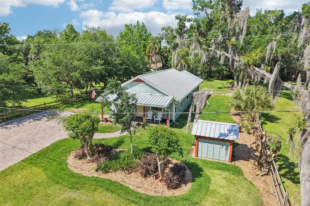 2695 Holiday Woods Drive Kissimmee FL 34744