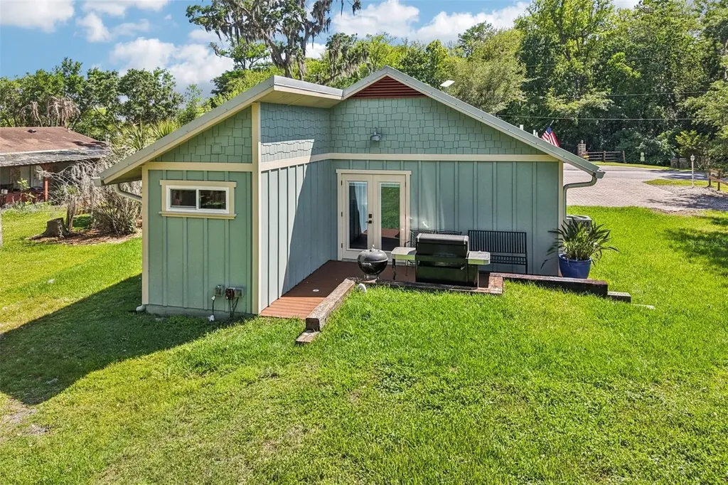 2695 Holiday Woods Drive Kissimmee FL 34744