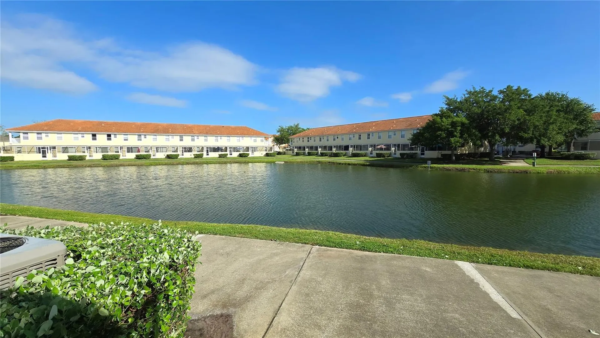 1213 South Beach Circle Kissimmee FL 34746