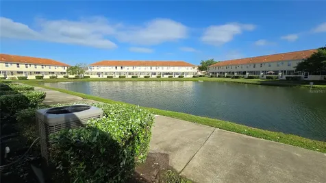 1213 South Beach Circle Kissimmee FL 34746