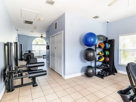 1213 South Beach Circle Kissimmee FL 34746