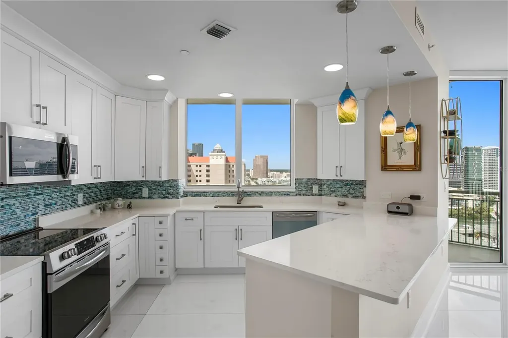 450 Knights Run Avenue Tampa FL 33602