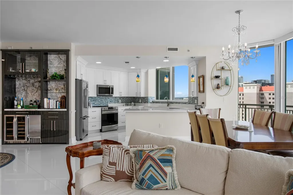 450 Knights Run Avenue Tampa FL 33602