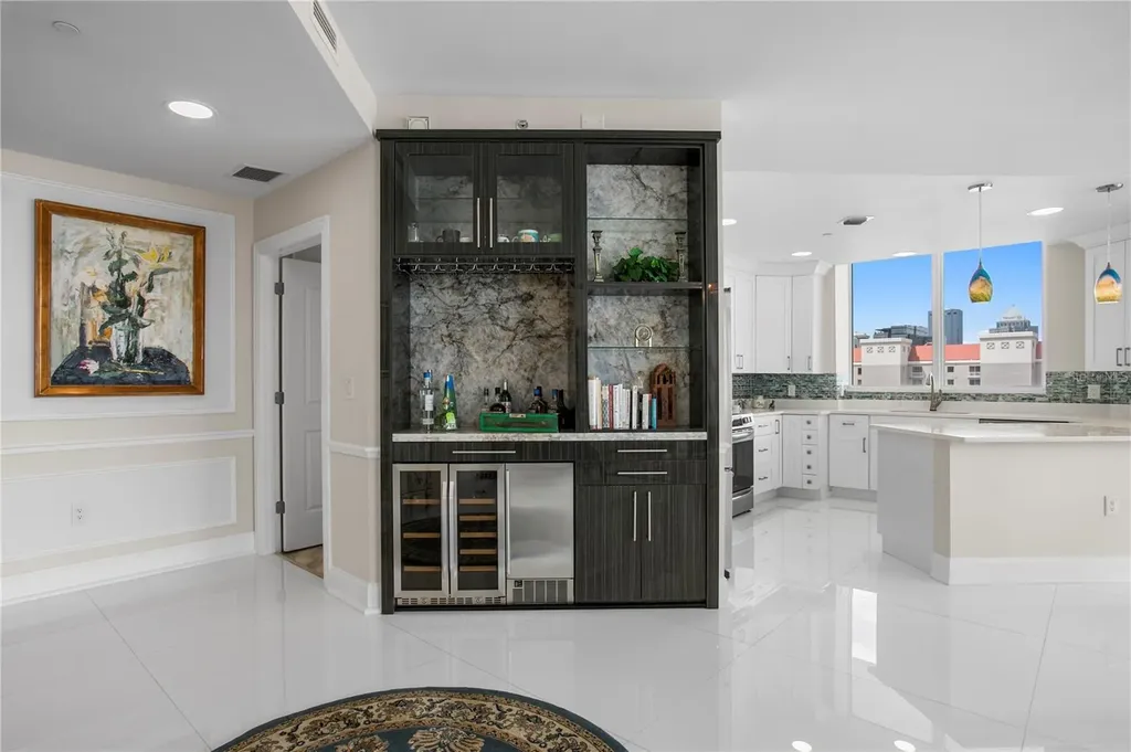 450 Knights Run Avenue Tampa FL 33602