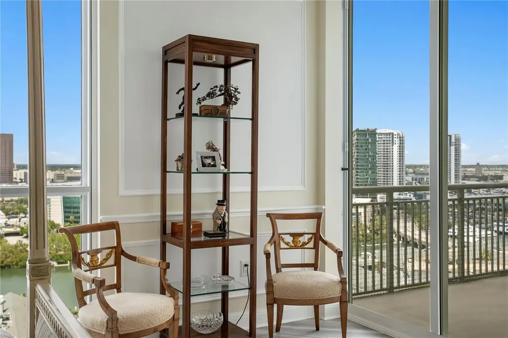 450 Knights Run Avenue Tampa FL 33602