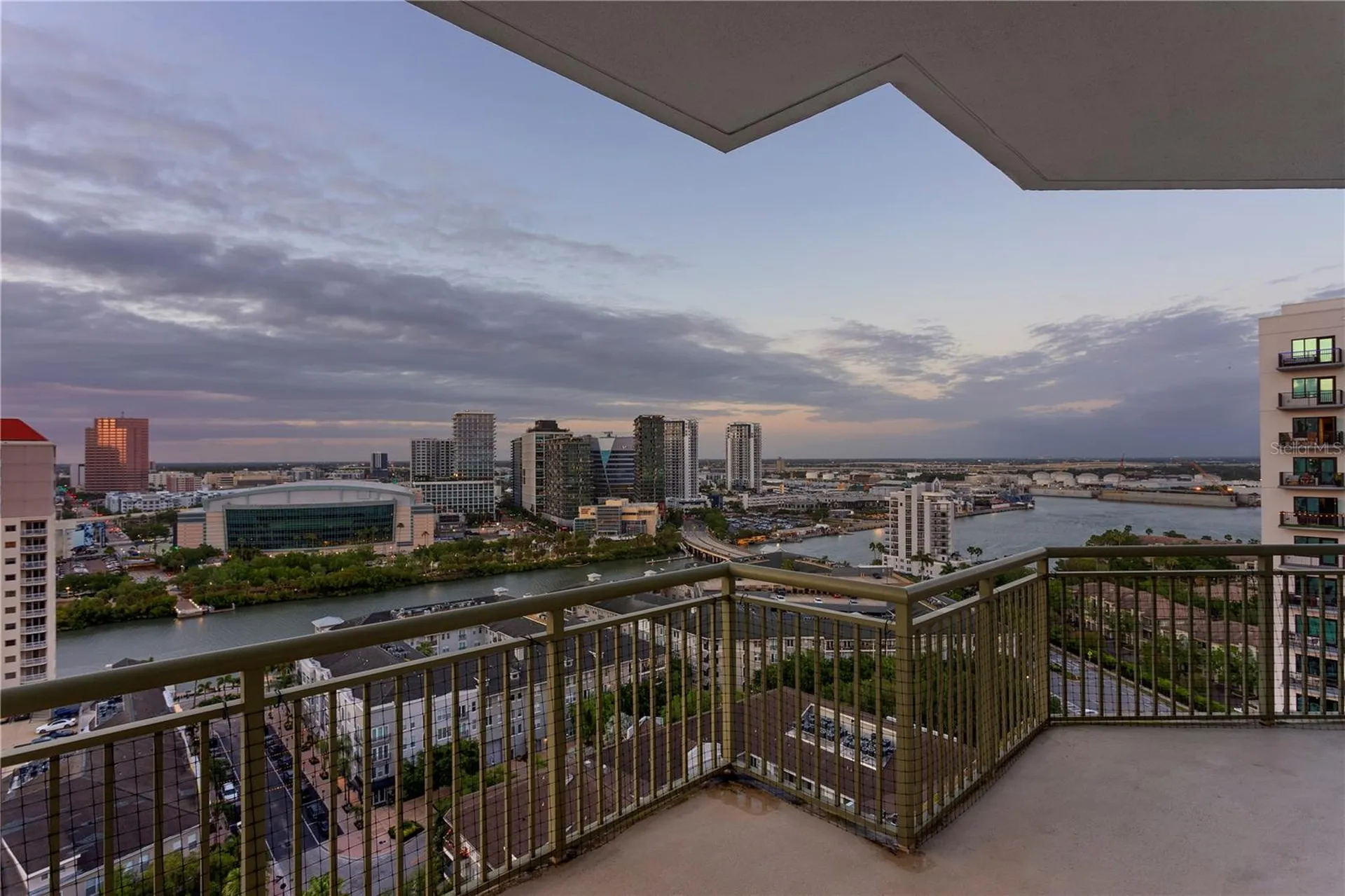 450 Knights Run Avenue Tampa FL 33602