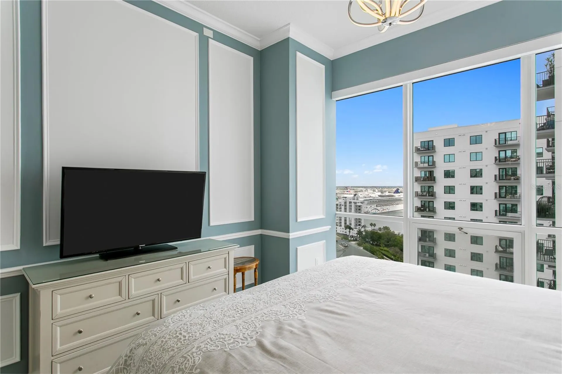 450 Knights Run Avenue Tampa FL 33602
