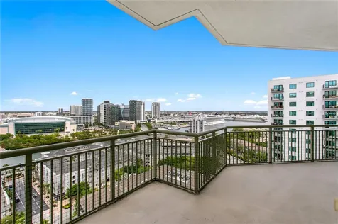 450 Knights Run Avenue Tampa FL 33602