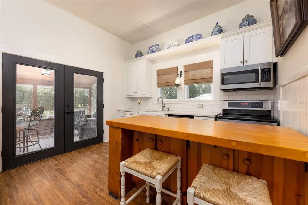 24216 NW 62nd Avenue Alachua FL 32615