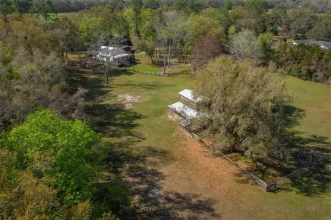 24216 NW 62nd Avenue Alachua FL 32615