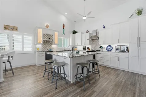 220 Mockingbird Lane Englewood FL 34223
