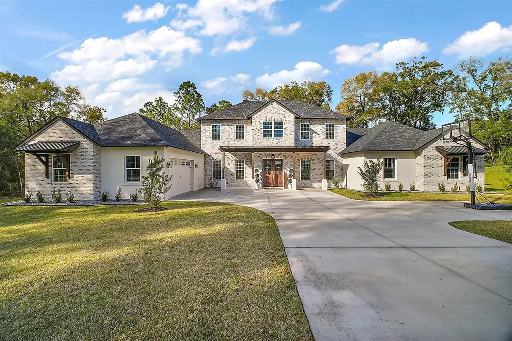 1933 S Farm Road Deland FL 32720