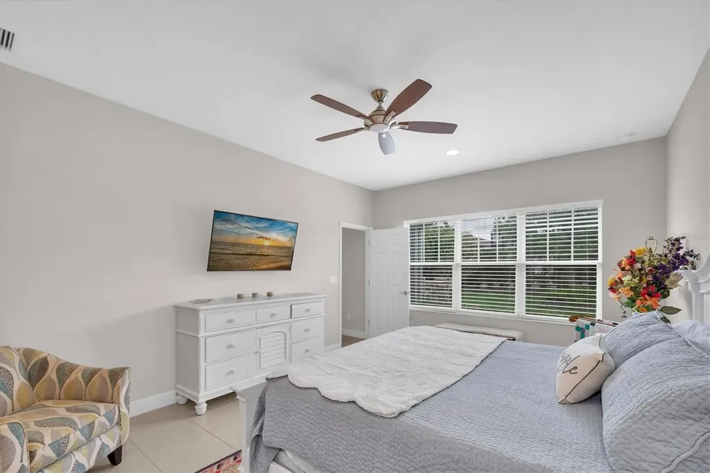 6210 Heirloom Place Apollo Beach FL 33572