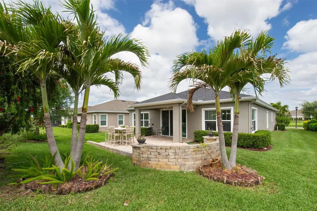 6210 Heirloom Place Apollo Beach FL 33572