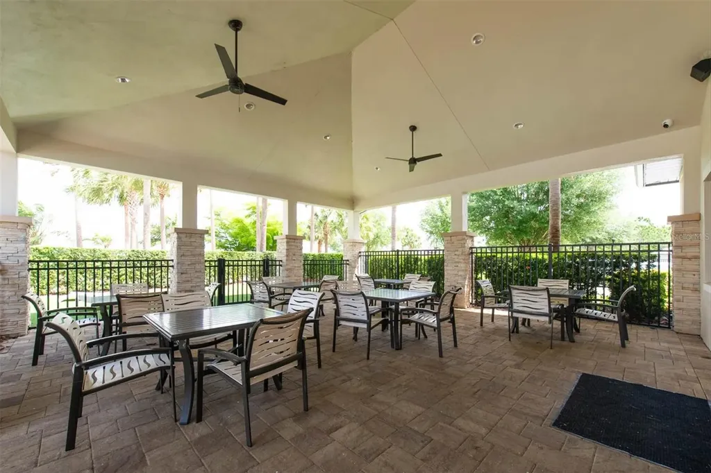 6210 Heirloom Place Apollo Beach FL 33572