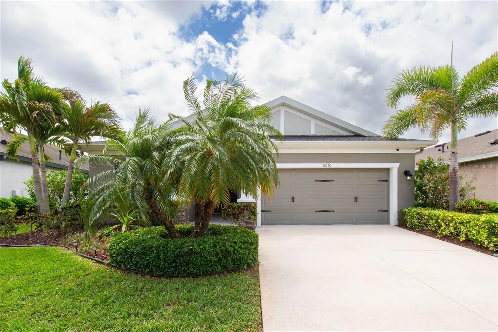 6210 Heirloom Place Apollo Beach FL 33572