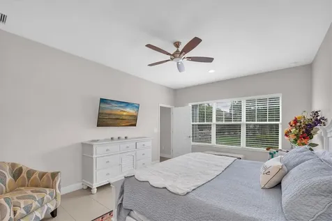 6210 Heirloom Place Apollo Beach FL 33572