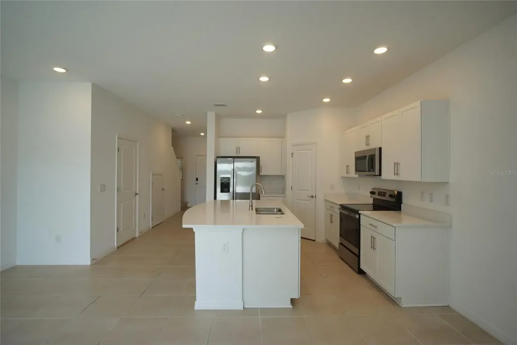 2407 Paravane Way Wesley Chapel FL 33543