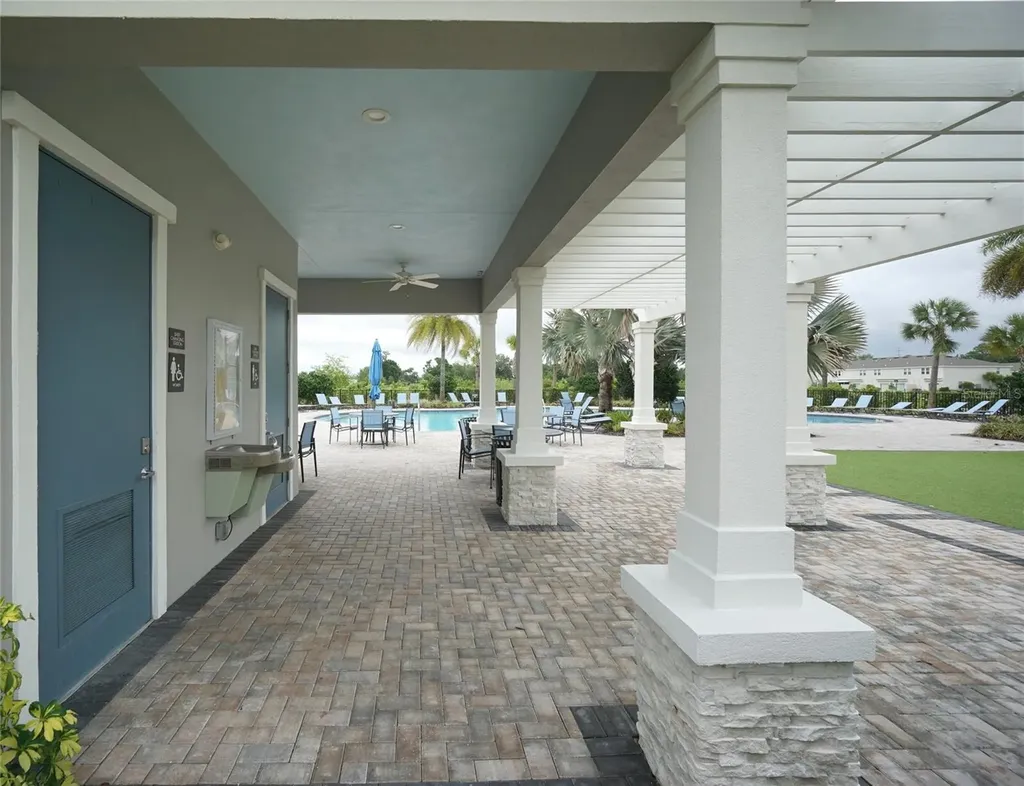 2407 Paravane Way Wesley Chapel FL 33543