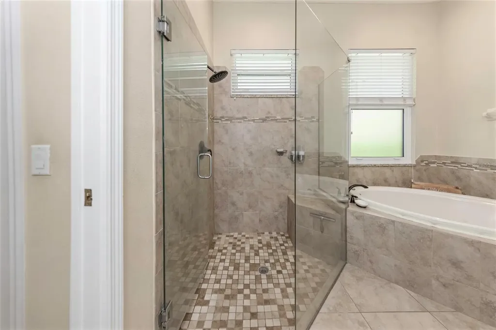 10422 Greendale Drive Tampa FL 33626