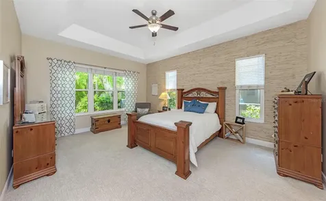 10422 Greendale Drive Tampa FL 33626