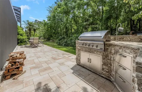 10422 Greendale Drive Tampa FL 33626