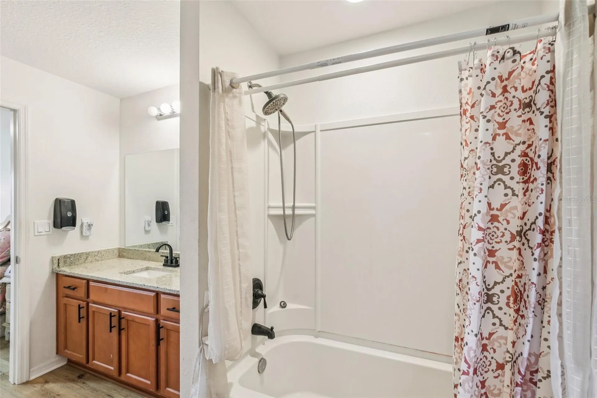 636 Chatham Walk Drive Ruskin FL 33570