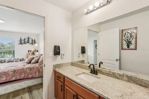 636 Chatham Walk Drive Ruskin FL 33570